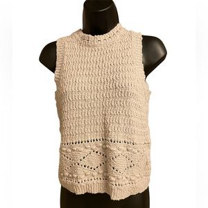 Universal Thread top